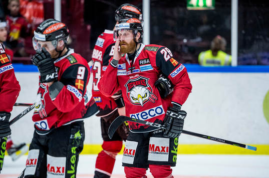 Malmö Redhawks Johan Olofsson och Jens Olsson deppar