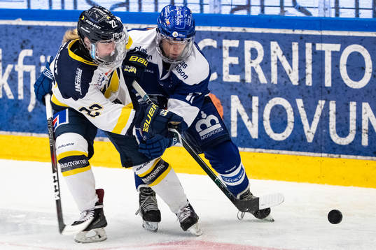 s Alexis Joyce och Leksands Danielle Stone