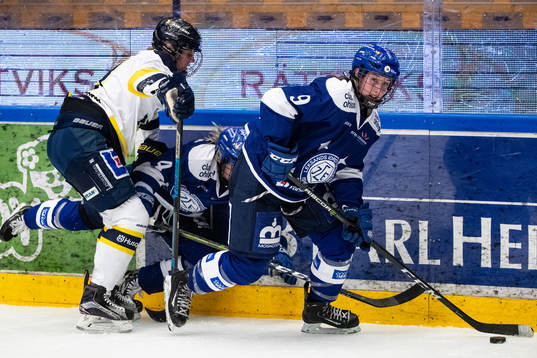 s Michelle Claesson och Leksands Wilma Johansson och