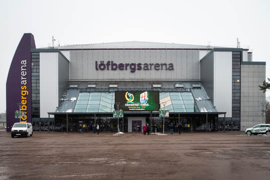 Exteriör bild av Löfbergs Arena