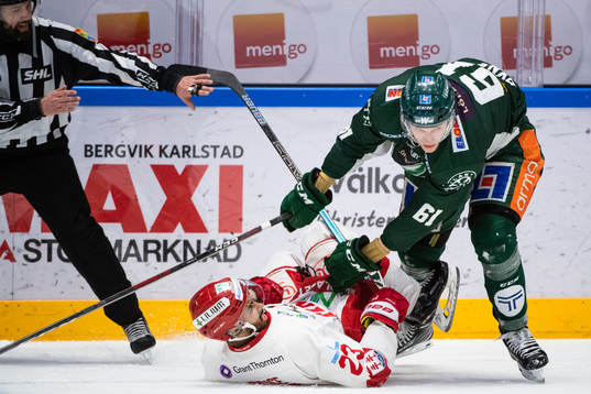 Timrås Jeremy Boyce och Färjestads Johan Ryno