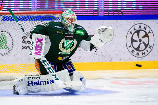 Färjestads målvakt Adam Werner