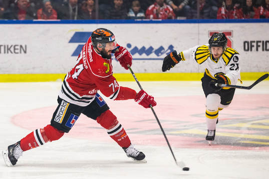 Örebros Nick Ebert och Brynäs Emil Forslund