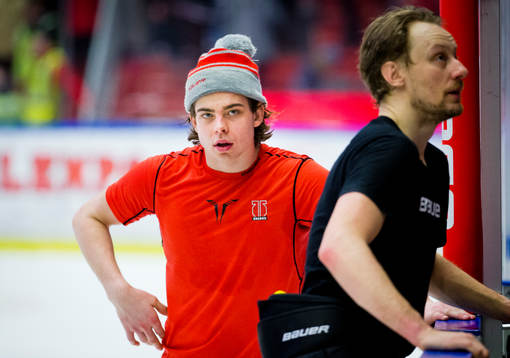 Örebrofansen ropade ut Örebrospelarna på isen