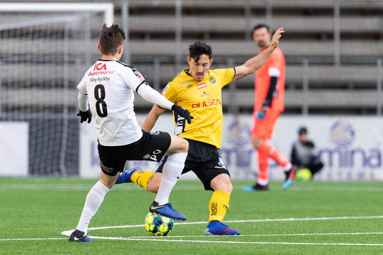 Elfsborgs Stefan Ishizaki och Frejs Mattias Bouvin (rygg