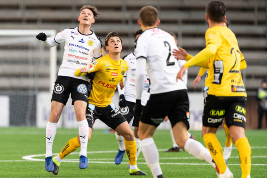 Frejs Mattias Bouvin och Elfsborgs Jonathan Levi