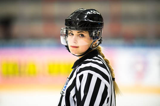 Domare i ishockey i Stålbucklan mellan Skåne/Blekinge och