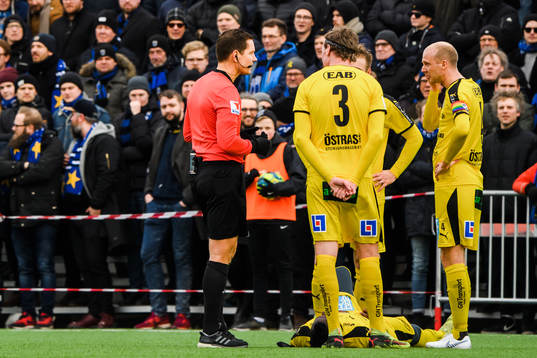 Halmstads Thomas Boakye skadar sig