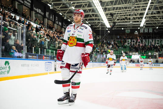Moras Jonathan Carlsson deppar