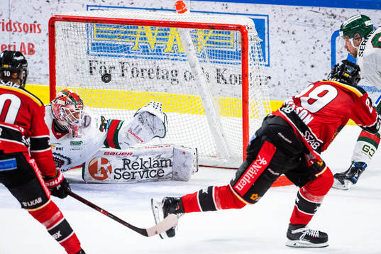 Luleås Erik Gustafsson sätter 2-0