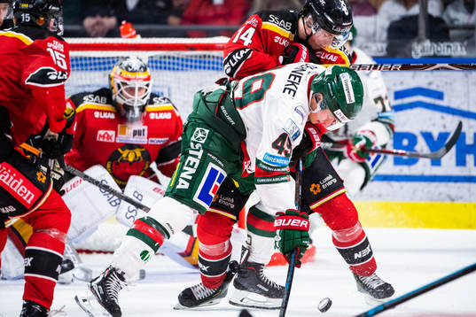 Frölundas Rhett Rakhshani och Luleås Jonas Berglund
