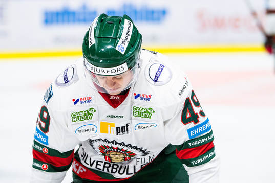 Frölundas Rhett Rakhshani reagerar