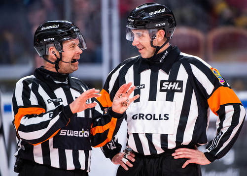 Domare Patrik Sjöberg och Linus Öhlund