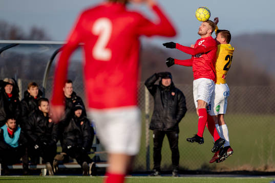 Degerfors Erik Björndahl mot Falkenbergs John Björkengren