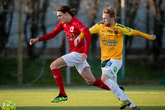 Degerfors Gustav Granath mot Falkenbergs Per Karlsson