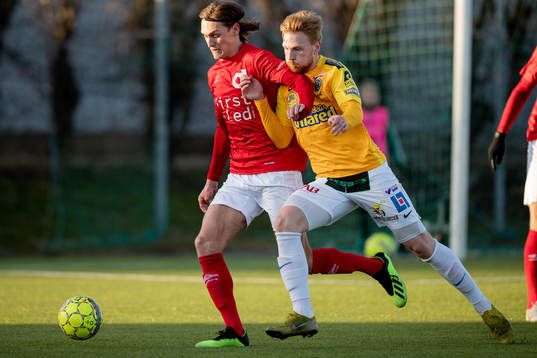 Degerfors Gustav Granath mot Falkenbergs Per Karlsson