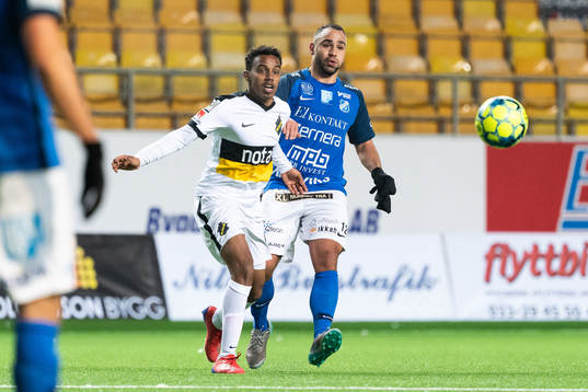 AIKs Bilal Hussein och Norrbys Richard Yarsuvat