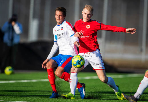 Helsingborgs Fredrik Liverstam och Kalmars Edvin Crona