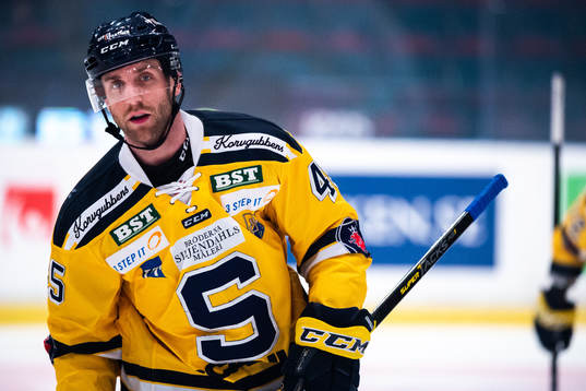 Södertäljes Sebastian Dyk deppar