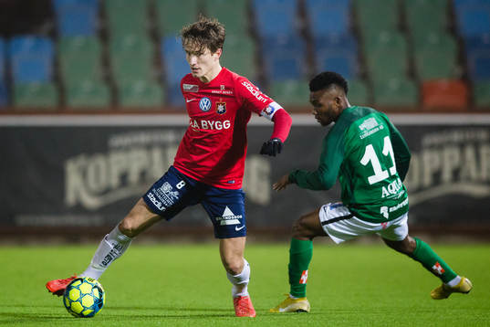 Örgrytes Jakob Lindström och Jönköpings Enock Kwakwa