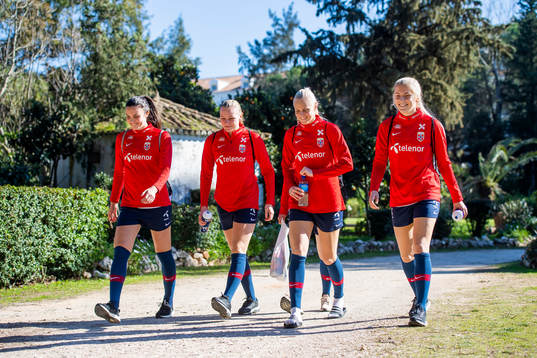 Ingrid Syrstad Engen, Frida Maanum, Karina Sævik and