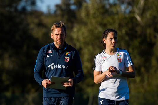 Martin Sjögren, head coach of Norway, and Ingrid Moe Wold