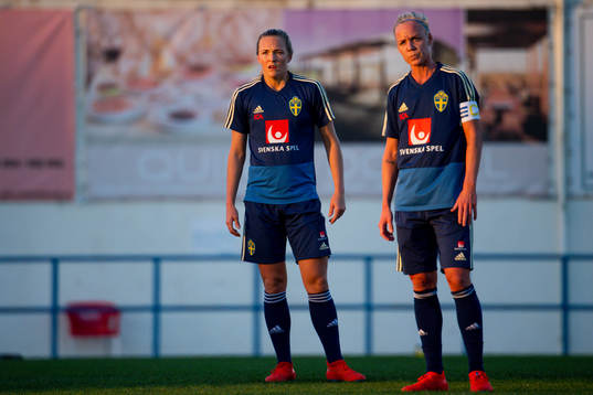 Magdalena Eriksson och Caroline Seger