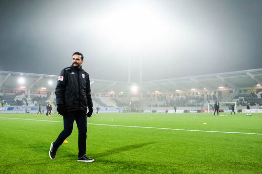IFK Göteborgs tränare Poya Asbaghi