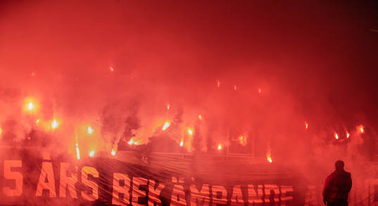 GAIS supportrar med bengaler