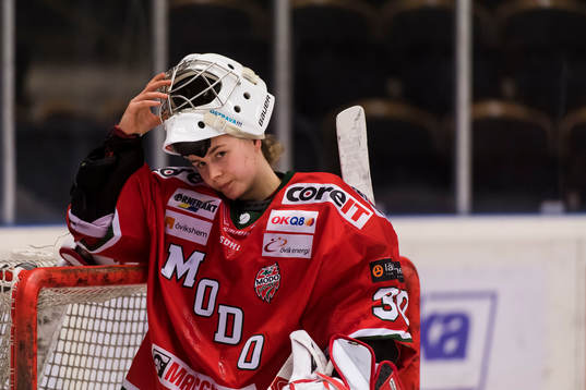 Modos målvakt Klara Peslarova