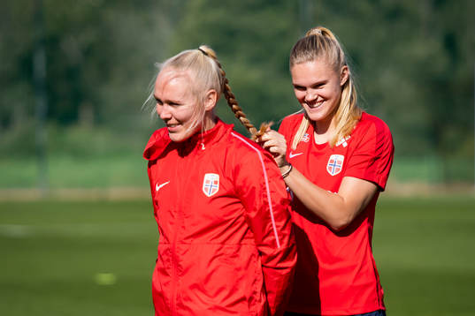 Maria Thorisdottir and Kristine Leine of Norway