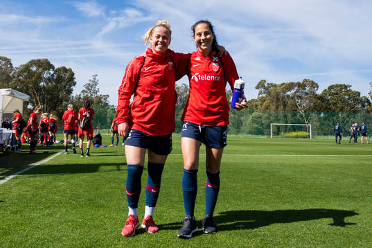 Therese Sessy Åsland and Maria Thorisdottir of Norway