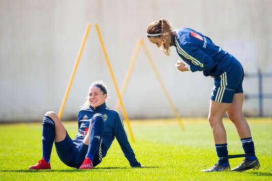 Olivia Schough och Kosovare Asllani