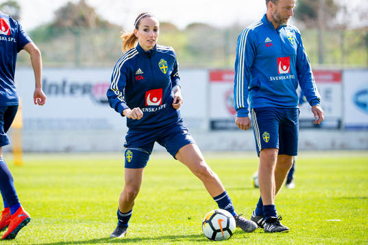 Kosovare Asllani