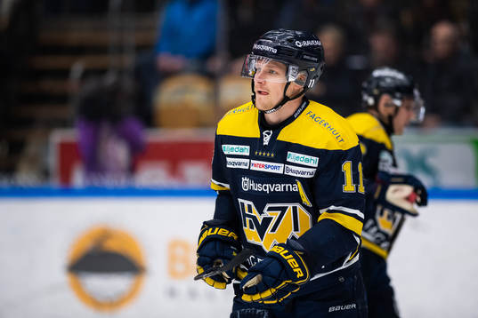 s Simon Önerud deppar