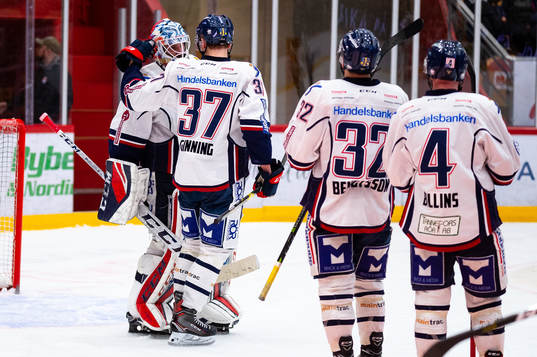 Linköpings målvakt Jonas Gustavsson och Adam Ginning