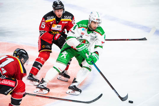 Luleås Carl Mattsson och Rögles Kodie Curran