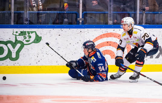 Växjös Joel Persson och Djurgårdens Marcus Davidsson