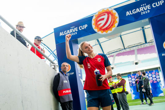 Kristine Leine of Norway celebrates