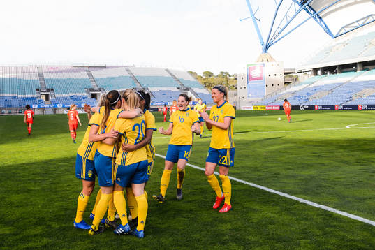 Mia Carlsson, Olivia Schough and Mimmi Larsson of Sweden