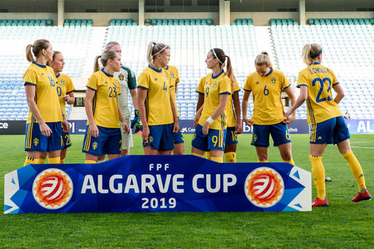 Players.of Sweden prepare to take a team picture