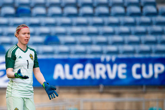 Goalkeeper Hedvig Lindahl