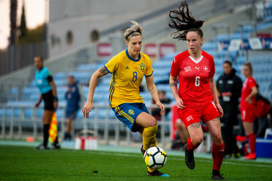 Lina Hurtig of Sweden and Geraldine Reuteler of Switzerland
