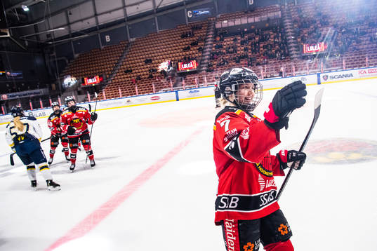 Luleås Ida Boman jublar