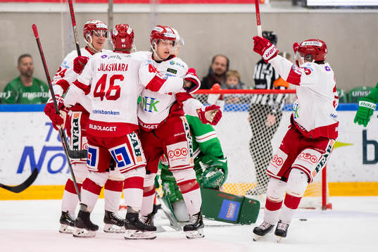 Timrås Vilmos Gallo jublar