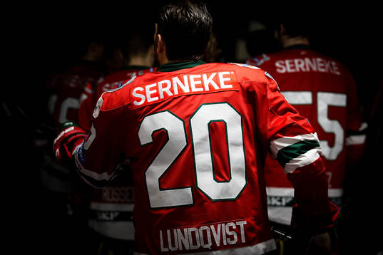 Frölundas Joel Lundqvist innan ishockeymatchen i SHL