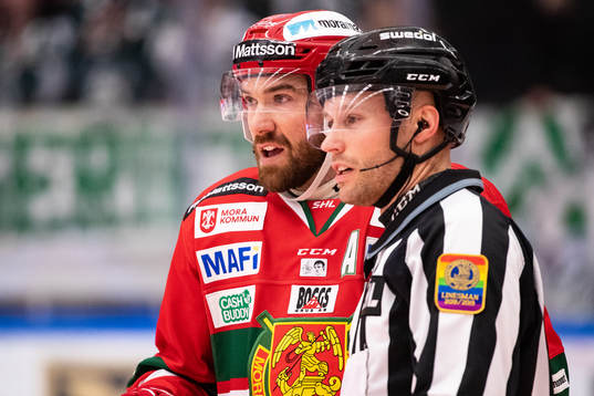 Moras Andrew Rowe linjedomare Tobias Norlander