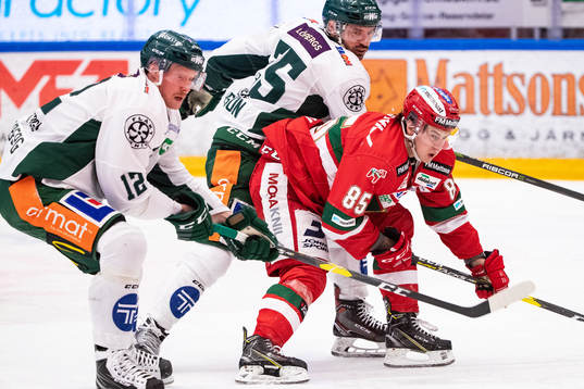 Färjestads Alexander Reichenberg och Moras Michael Haga