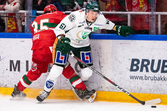 Moras Michael Haga och Färjestads Johan Ryno