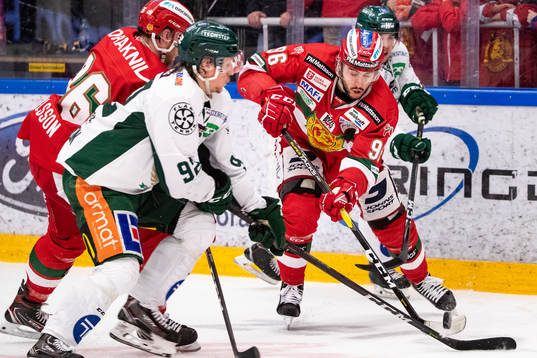 Moras Niki Petti och Färjestads Jesper Olofsson